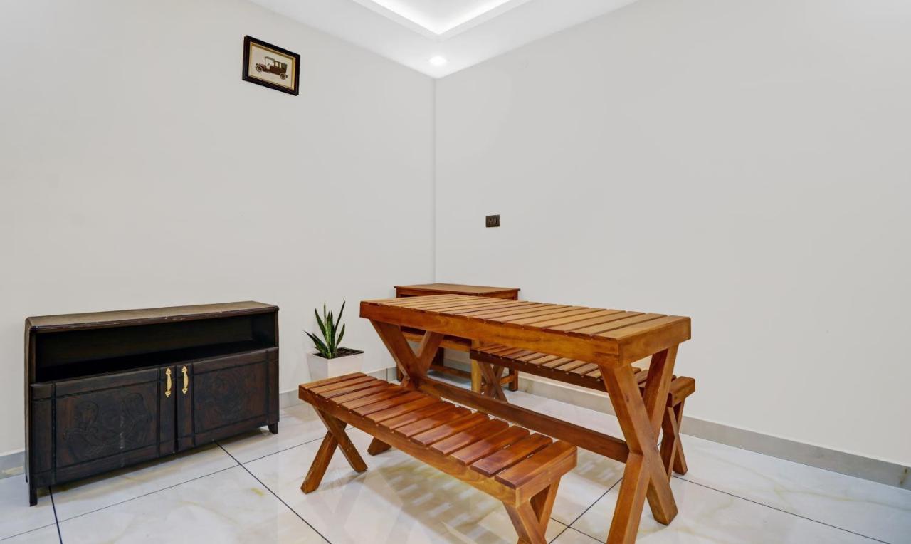 Treebo Pushpak Service Apartment Kochi Εξωτερικό φωτογραφία
